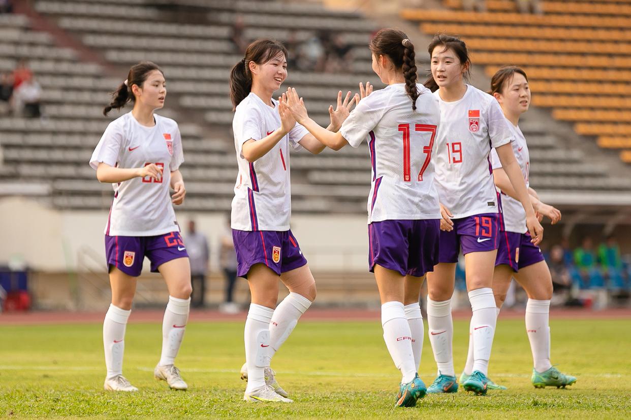 女足国家队集训备战，依然坚守梦想